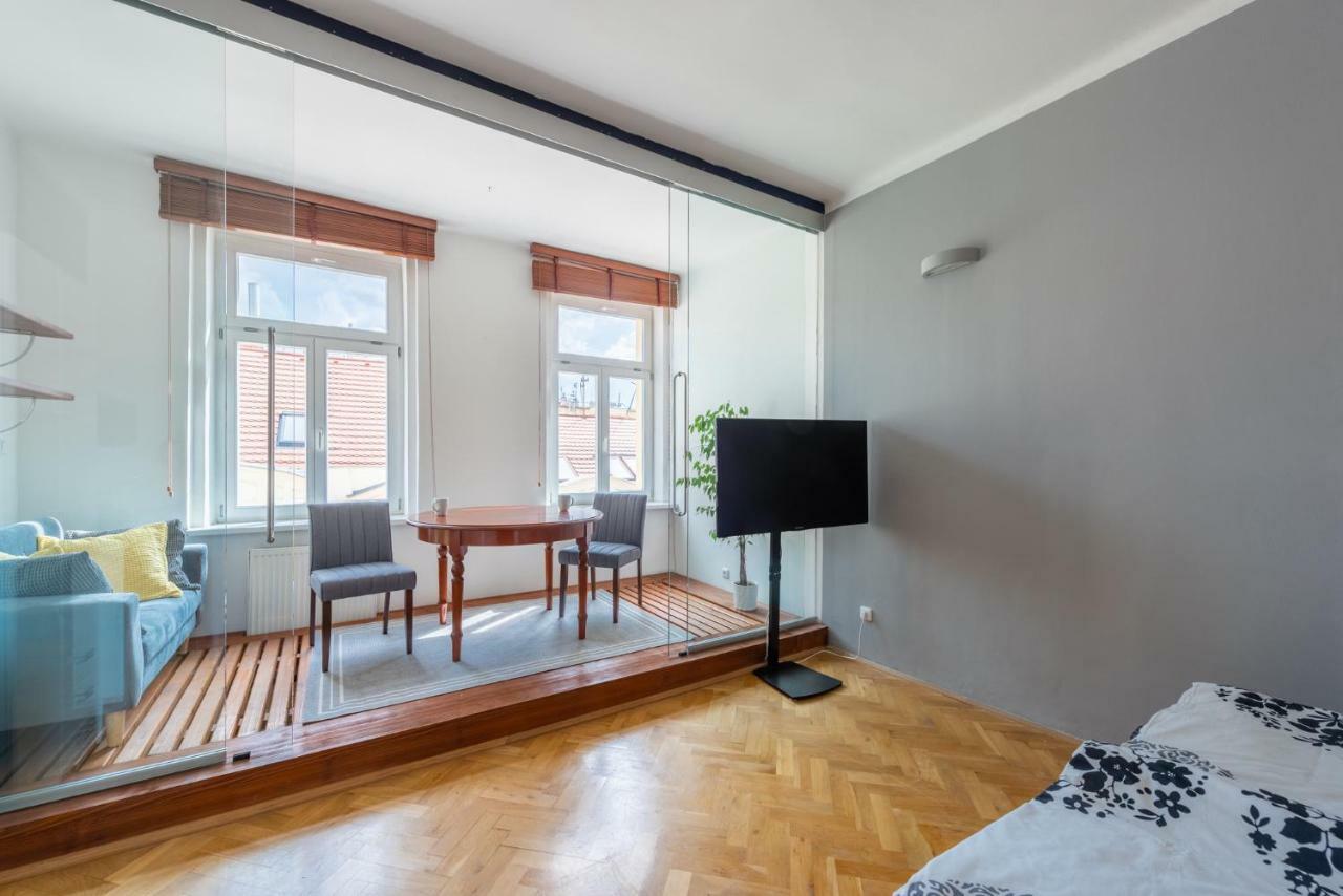 Modern Apartment Few Steps From Centre Praha Exteriér fotografie